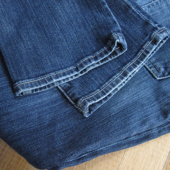 Kut from the Kloth Cameron Straight Leg Jeans Size 10 Medium Wash Denim Cotton - Picture 3 of 9